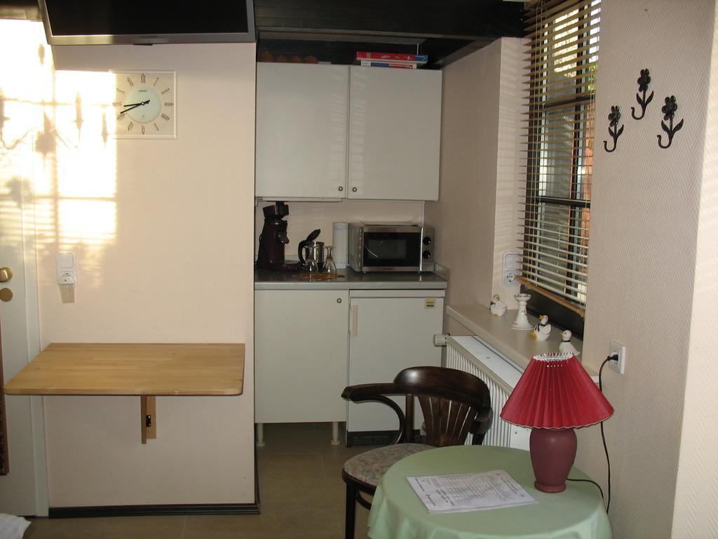 Altes Zollhaus Am Klinikum 호텔 뤼베크 객실 사진
