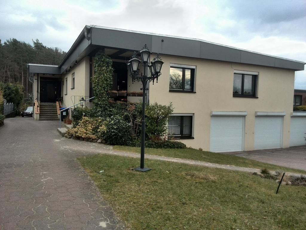 Altes Zollhaus Am Klinikum 호텔 뤼베크 외부 사진